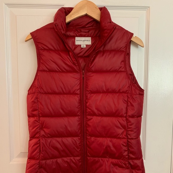 Banana Republic Jackets \u0026 Coats | Banana Republic Dark Red Puffer Vest- Size Small | Color: Red | Size: S | Irish1218's Closet